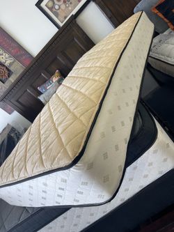 Twin mattress