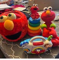 ELMO 4 items