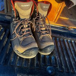 Simms Size 10m Fishing Wading Boots 