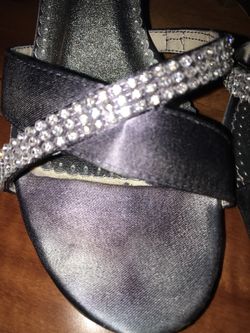 Low heel purple women’s shoe