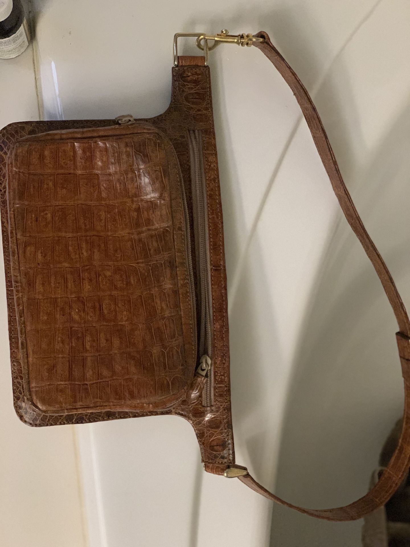 Real Alegator leather