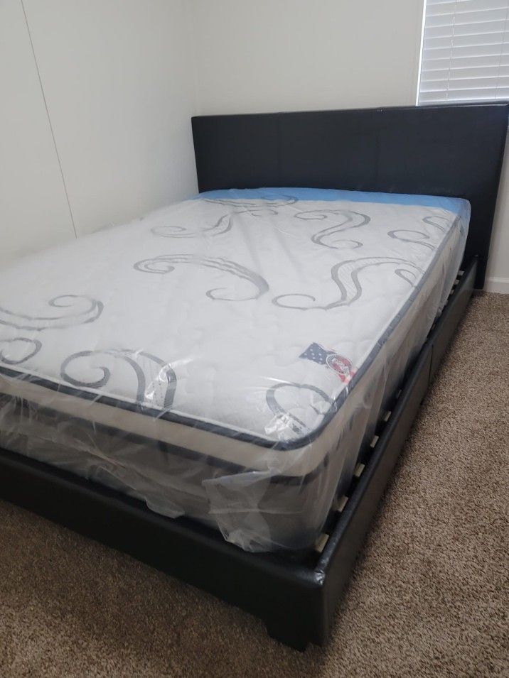 NEW QUEEN PILLOW TOP MATTRESS AND BOX SPRING 😊 Available in FULL or KING size 👌