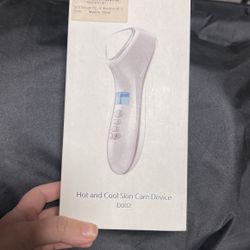 Hot and Cool Skin Care Device
