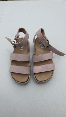 Girls sandals size 13
