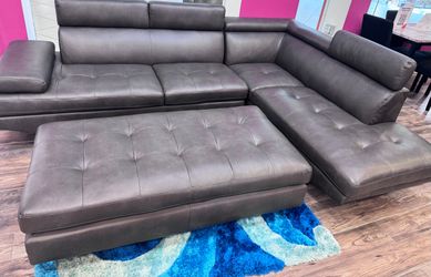 Ibiza sectional with ottoman $899