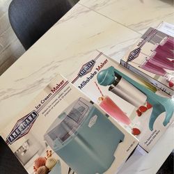 American Classics Ice Cream Maker, Milkshake Maker, Milkshake Glasses