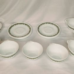 Corelle Crazy Daisy cups & Saucers 16pc 