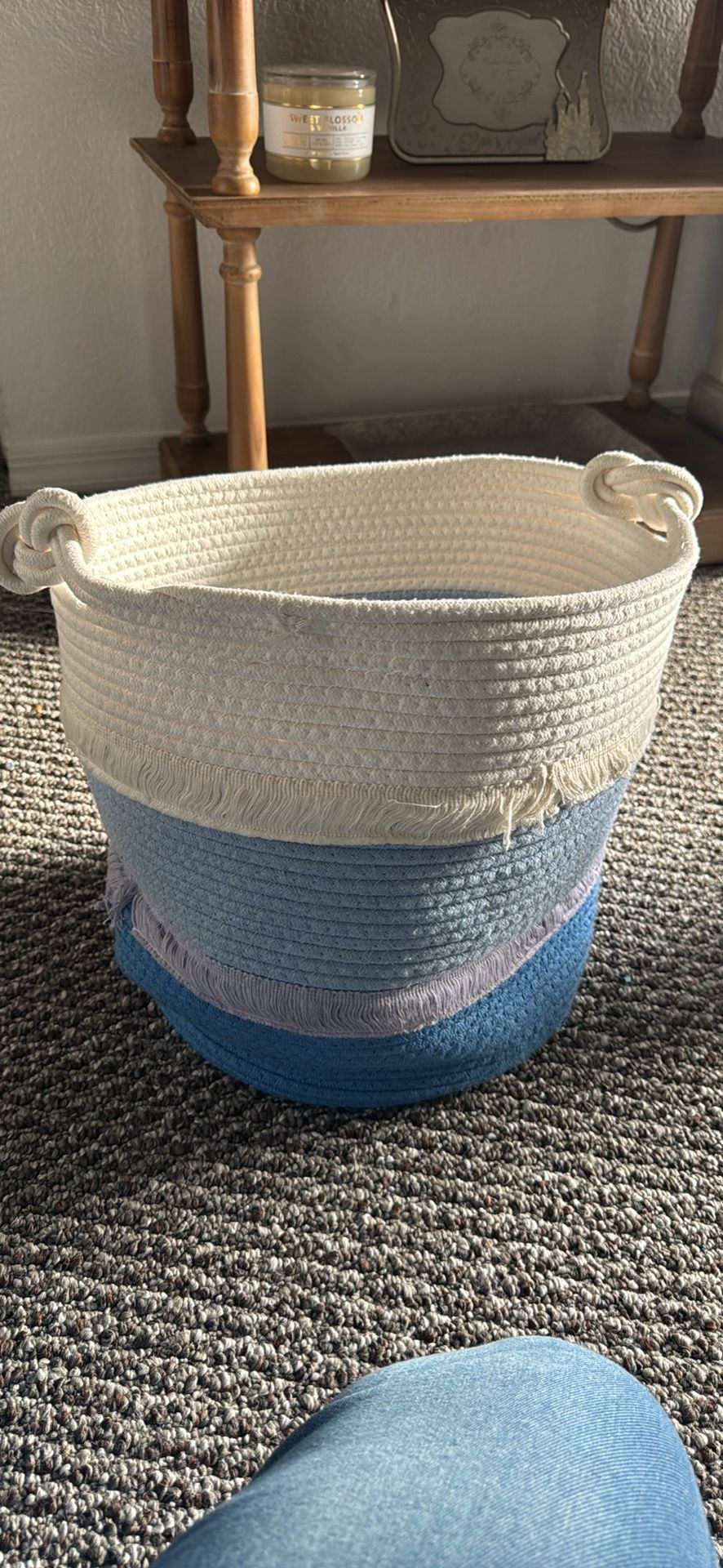 Medium/large Blue Ombré Rope Bin
