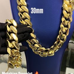 Cuban Link Set Necklace And Bracelet 