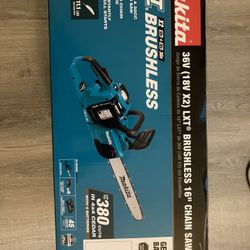 Makita Chainsaw kit