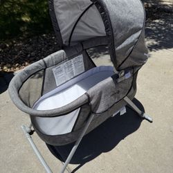 Safety 1st Brand Bassinet 