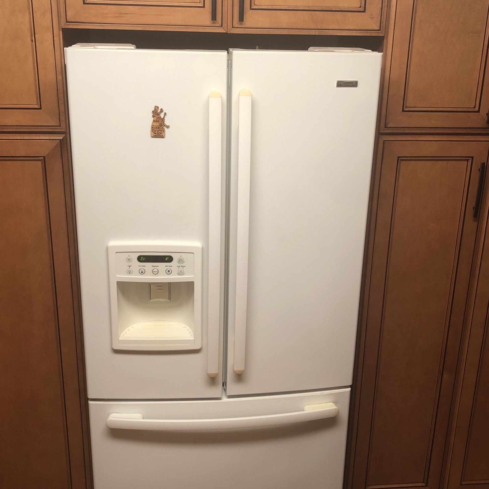 Refrigerator