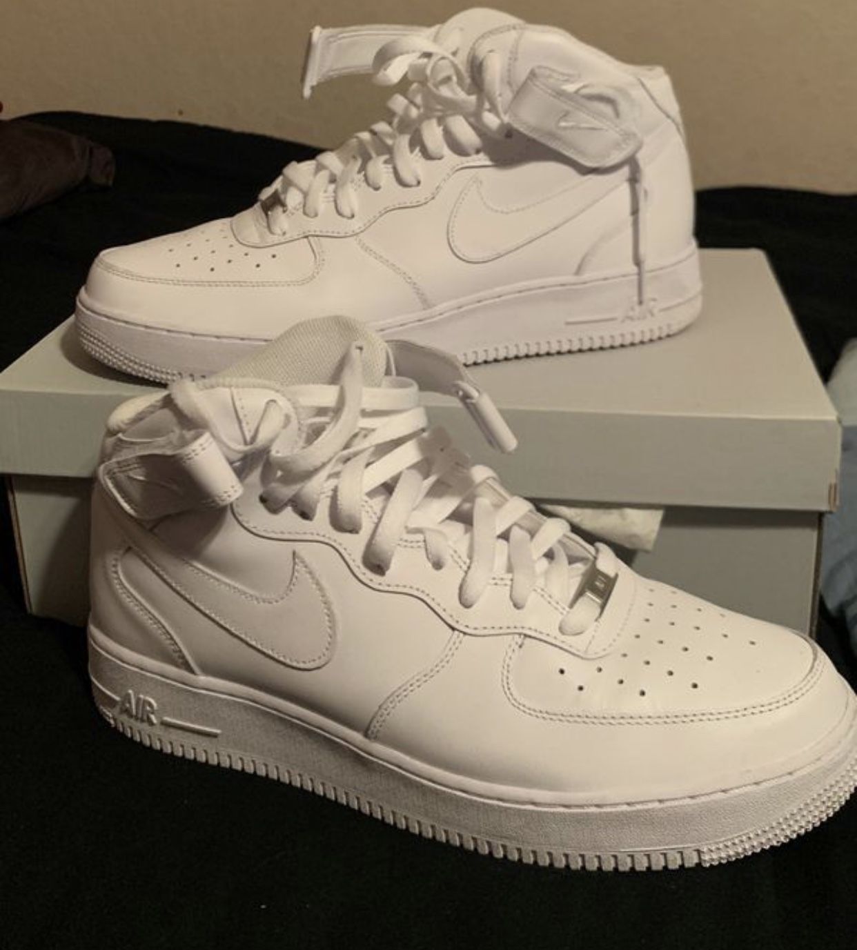 Mid Top Air Force 1s