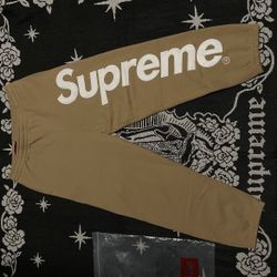 Supreme Sweats 