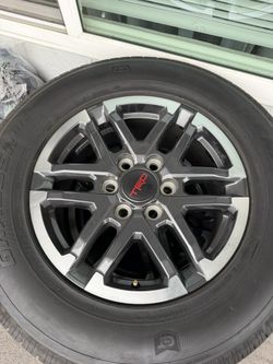 tacoma trd Sport 2025 stock wheels and tires