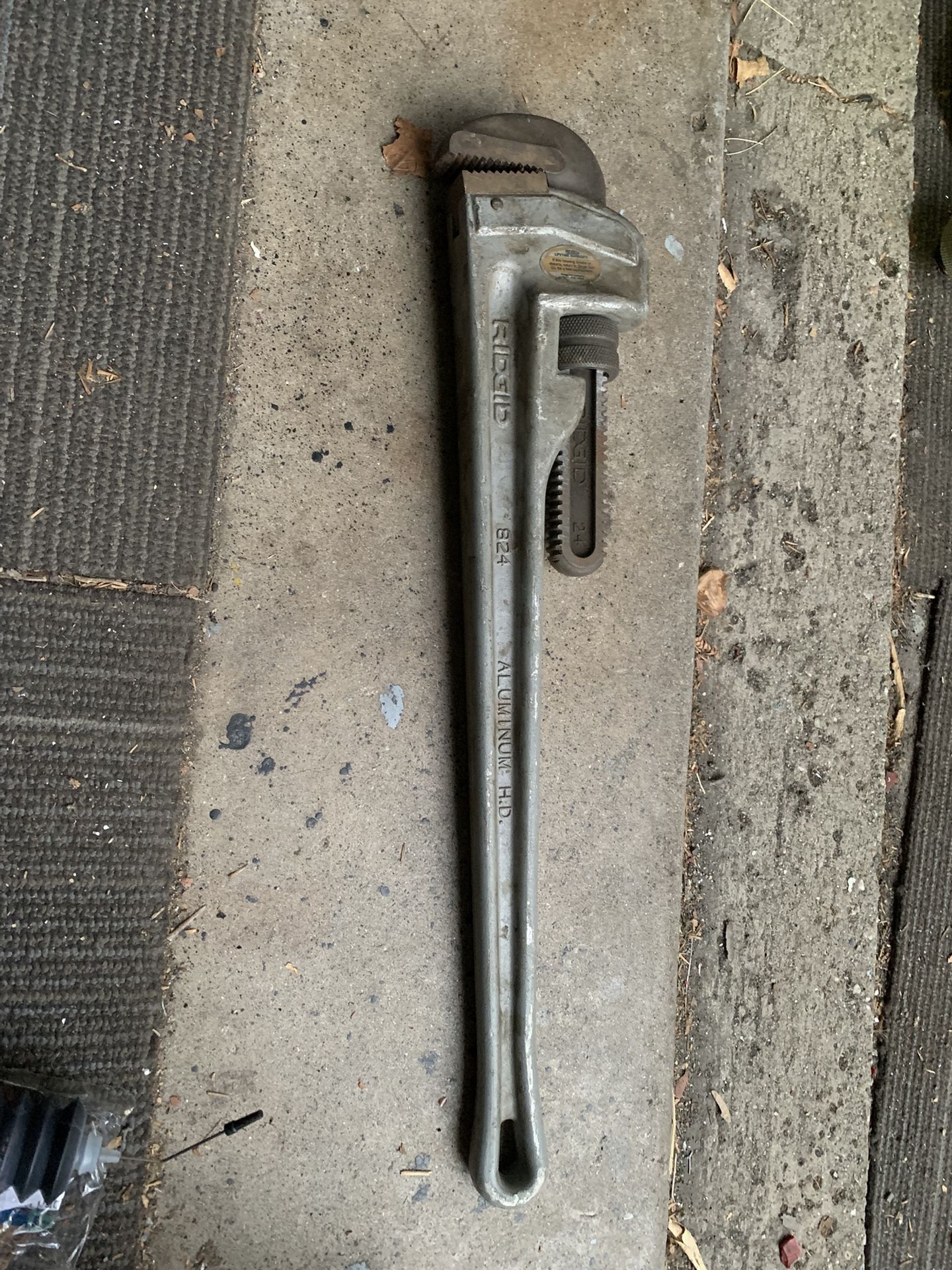 24” Rigid Pipe Wrench Aluminum