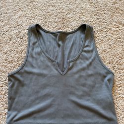 SHEIN Women’s Solid Knotched Cropped Grey Tank Top Size XL