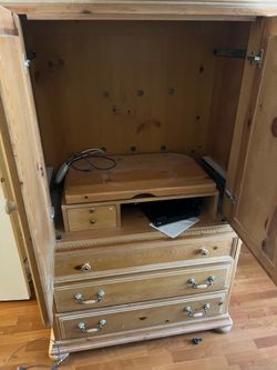 Chest with drawers free