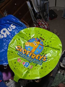 Toys R Us Mylar Ballos Lot