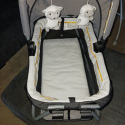 Portable Baby Bassinet With Carrier Handle