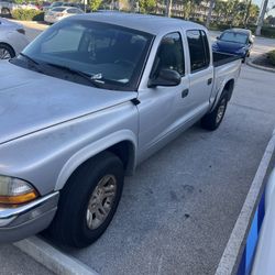 2003 Dodge Dakota