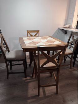 Counter Height Dining Set with 4 chairs