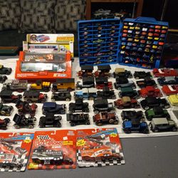 Die-cast Collection. Some Nascar Some Hot Wheels Siz       Lot#8e