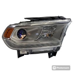 2014 2015 DODGE DURANGO RIGHT SIDE HALOGEN HEADLIGHT OEM