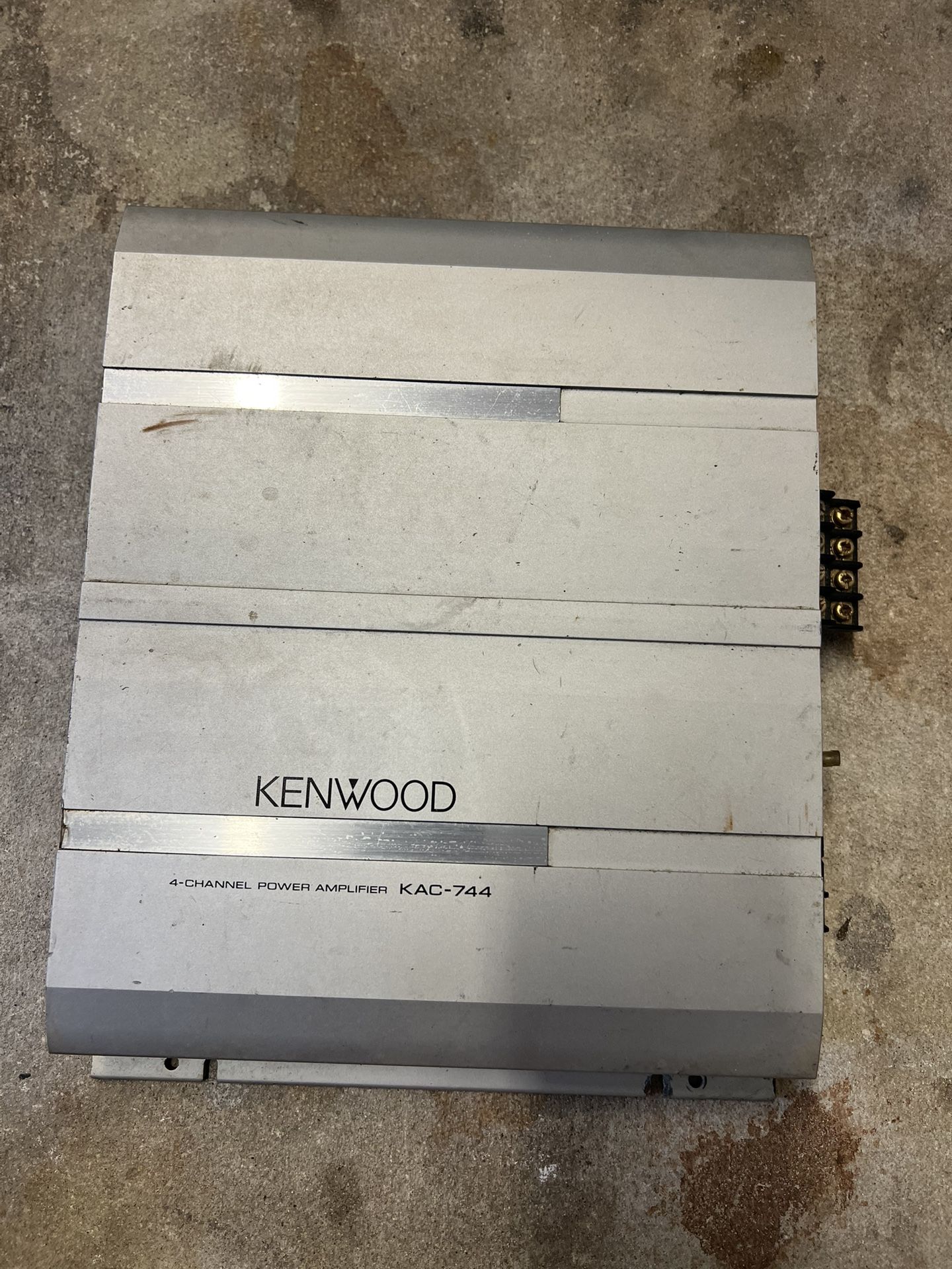 KENWOOD KAC-744 Four Channel Power Amplifier  