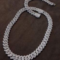 White Gold Cuban Link Set 14k Gold Plated Doesn't Loses Color 