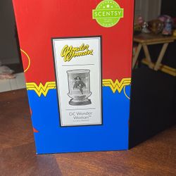 Wonder Woman Scentsy Warmer