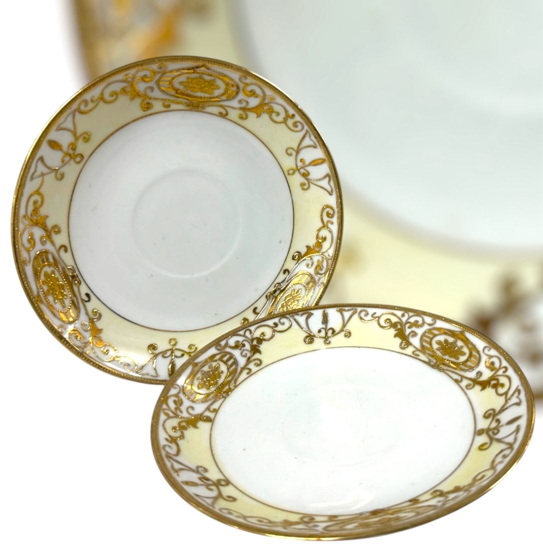 Vintage Set Of 2 Noritake Japan “Christmas Ball” Side / Dessert 5” Plates