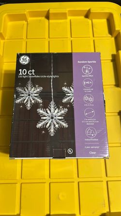 GE 10 ct Snowflake Icicle-Style Christmas Lights