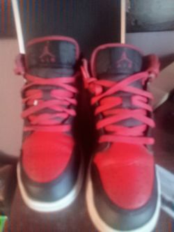Jordans Size 6