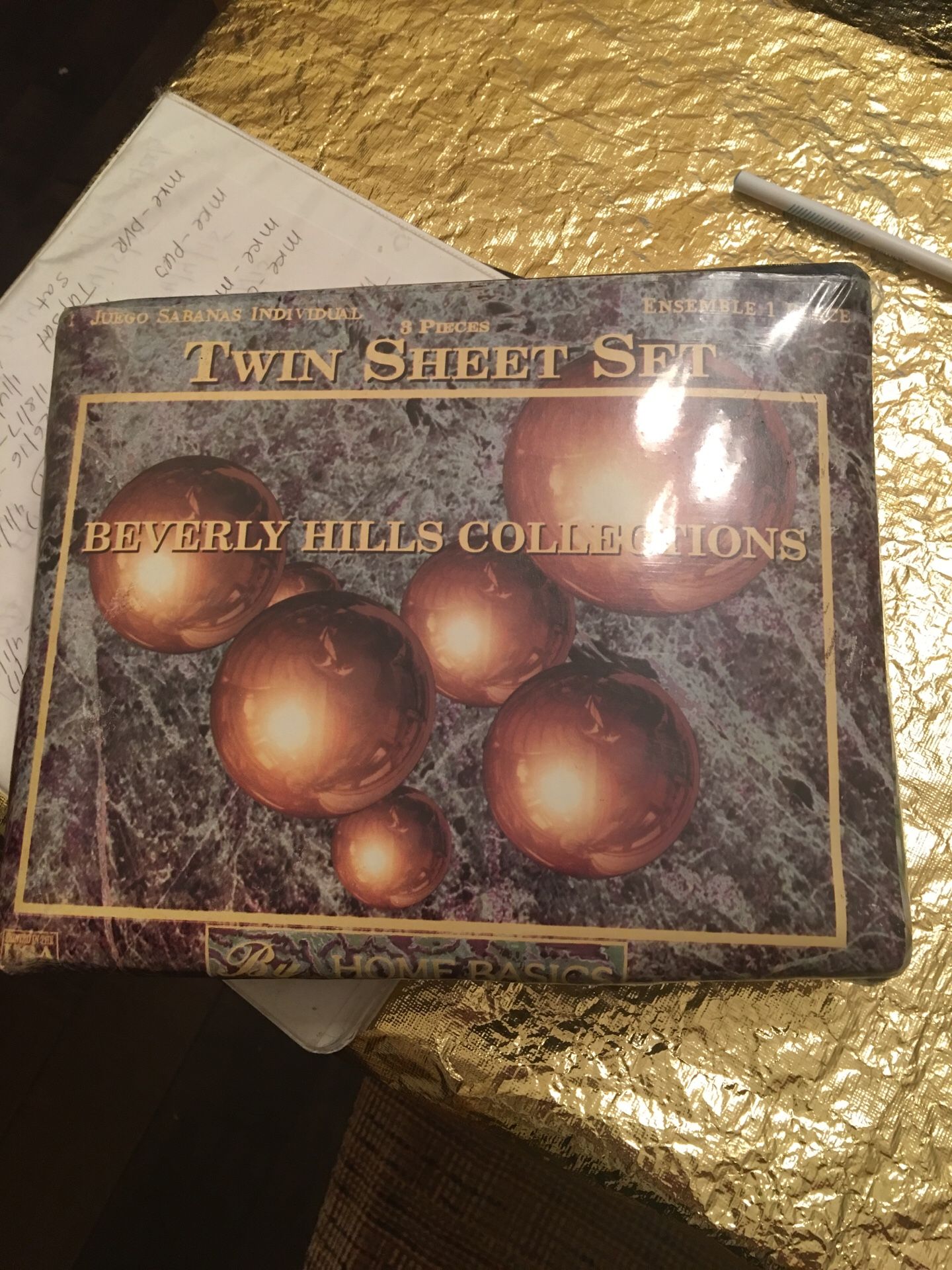 New twin bed sheet set. Good for student’ bed dorm. 8 pieces.