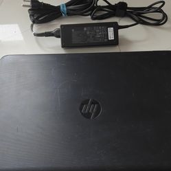 HP TOUCHSCREEN LAPTOP 15.6 