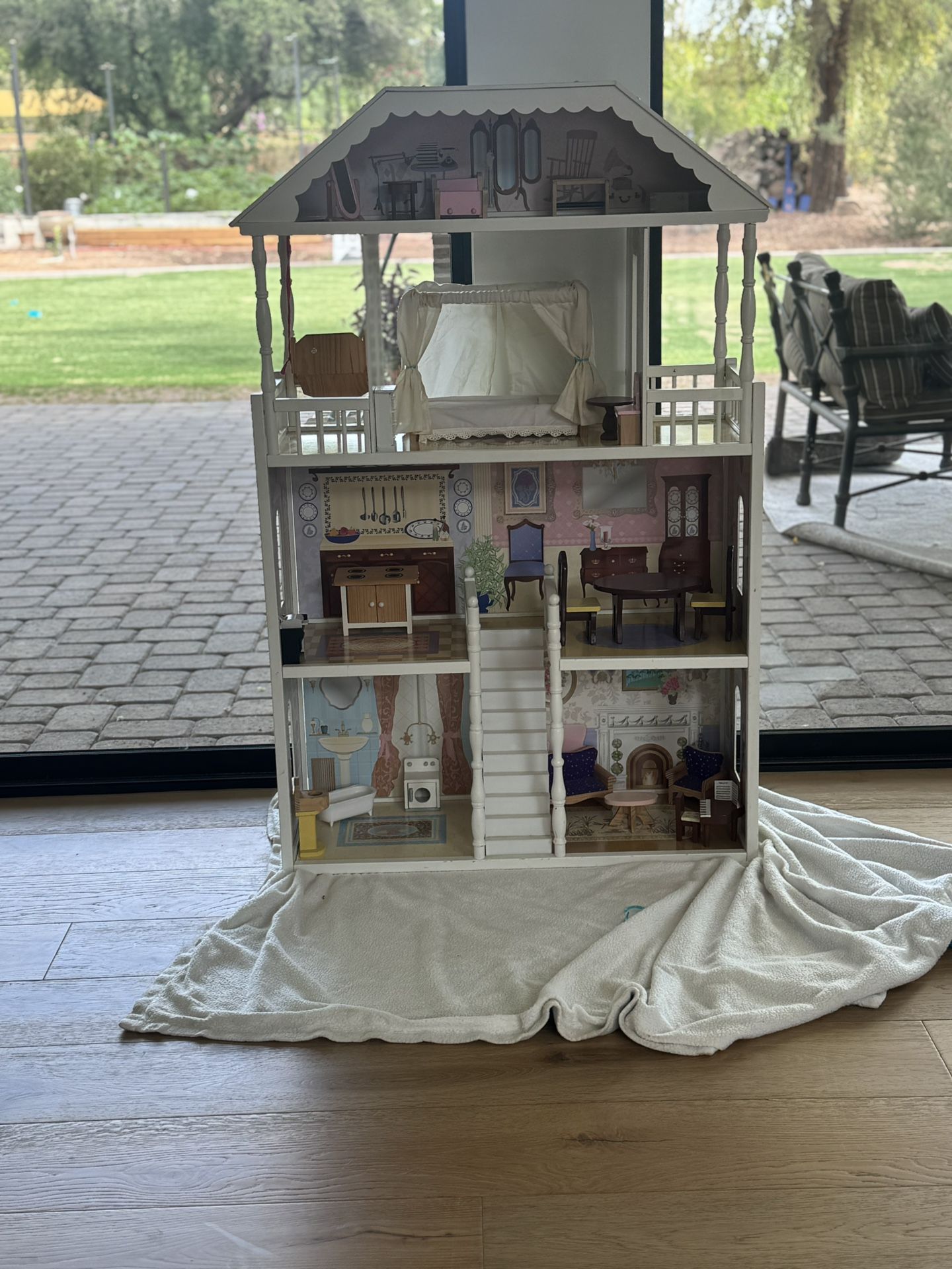 Doll House