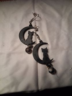 3D printed cat on a moon