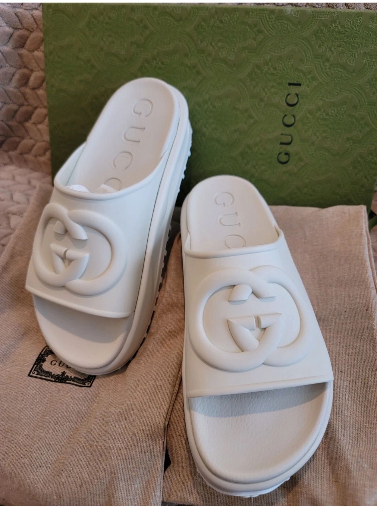 Gucci Miami Interlocking Sandals Auth