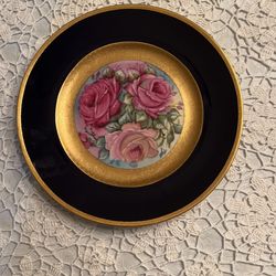 Stunning  14 karat gilded rose plate