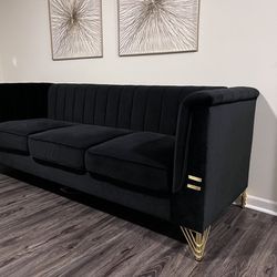 Black Couch excellent Condition 