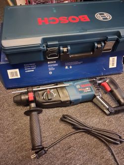 Bosch Bulldog Xtreme Rotary Hammer 11255VSR