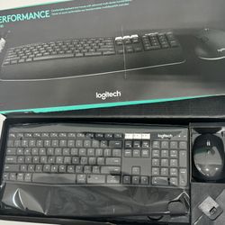 Logitech MK850 Performance Wireless Keyboard and Mouse Combo