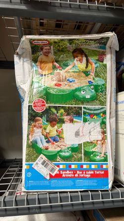 Little tikes sandbox