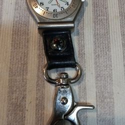 Vintage Horton Q U A R T Z Clip-on Belt Pocket Watch With Compass May And Japan Needs Battery
