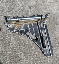 Roberts Vinyl Tile Cutter