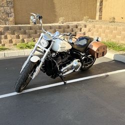 2018 Harley Davidson FXLR Softail Low Rider