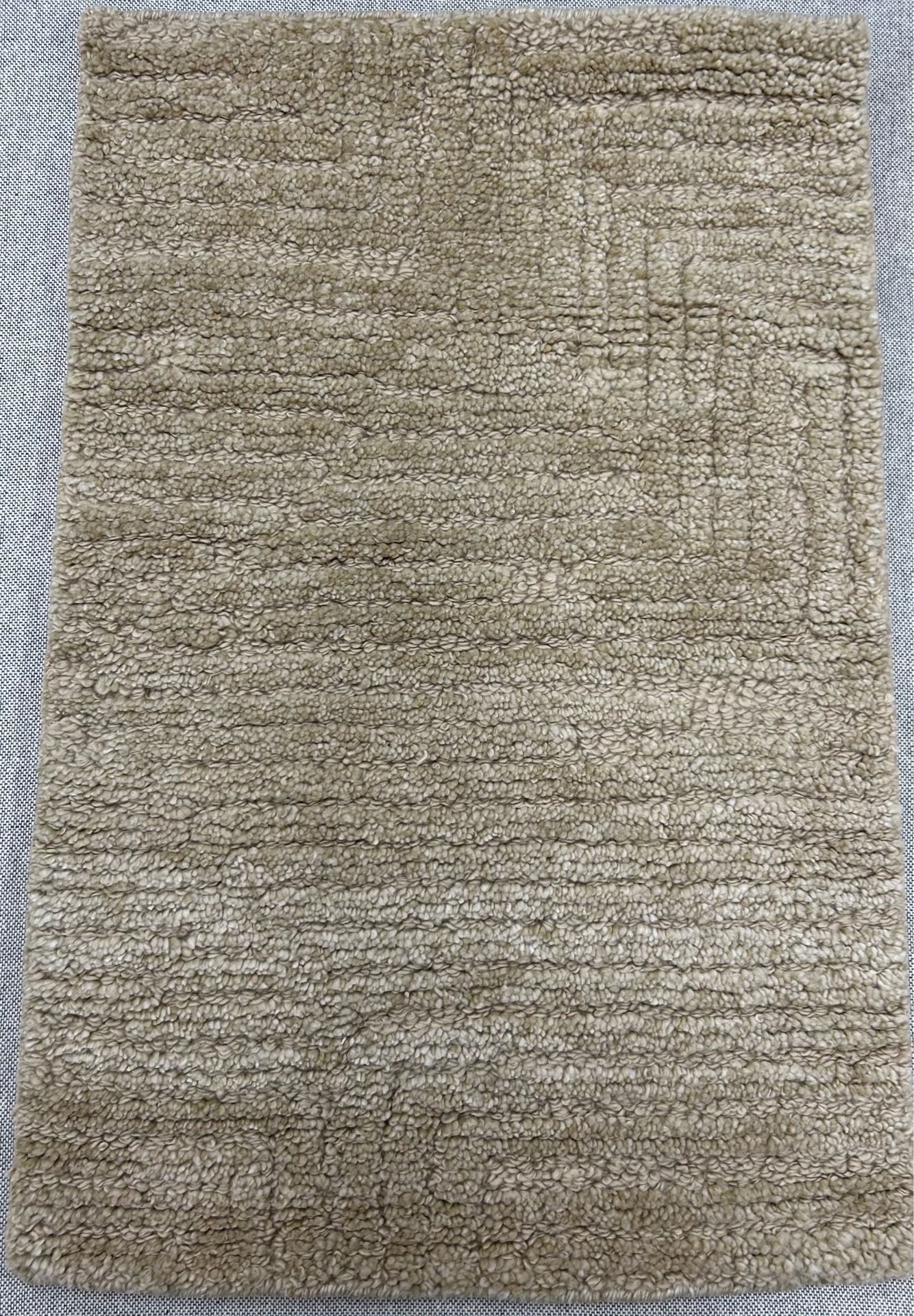 2x3 Lt Beige Hand Knotted Rug