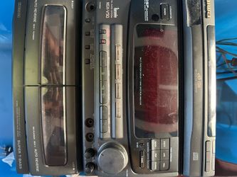 Vintage Aiwa NSX-V50 Stereo System – CD, Dual Cassette, DSP Surround + Speakers