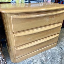 Natural Finish Solid Wood 3 Drawer Dresser